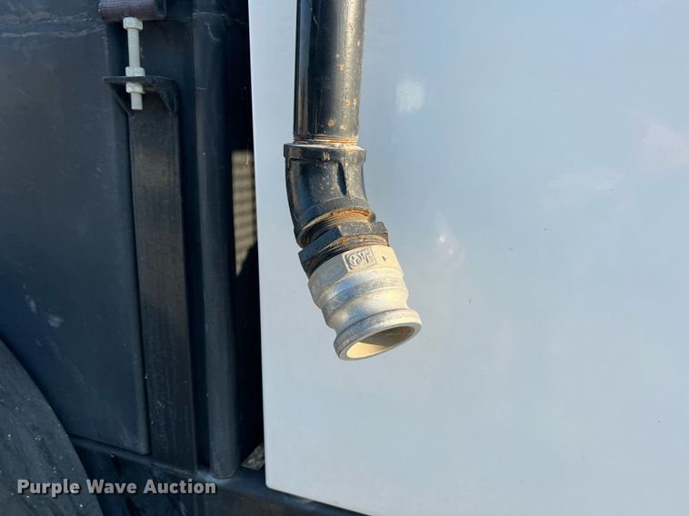 image for item NA9135 2004 Sewer Equipment of America 747-FR2000  sewer jetter trailer