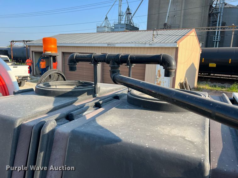 image for item NA9135 2004 Sewer Equipment of America 747-FR2000  sewer jetter trailer