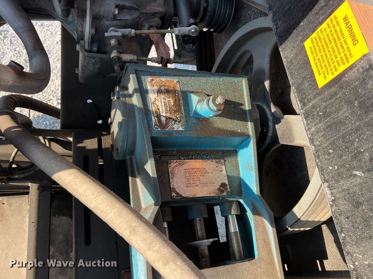 image for item NA9135 2004 Sewer Equipment of America 747-FR2000  sewer jetter trailer