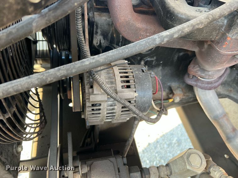 image for item NA9135 2004 Sewer Equipment of America 747-FR2000  sewer jetter trailer