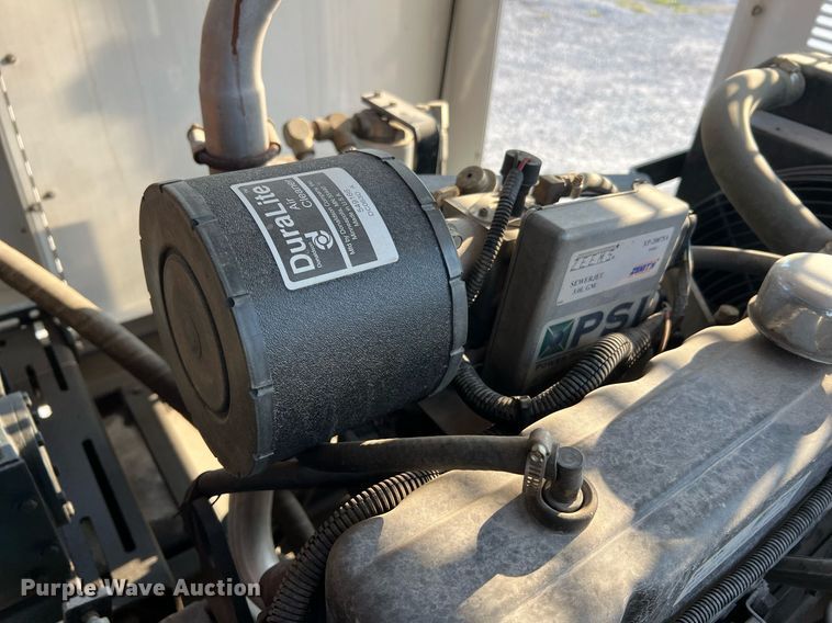 image for item NA9135 2004 Sewer Equipment of America 747-FR2000  sewer jetter trailer