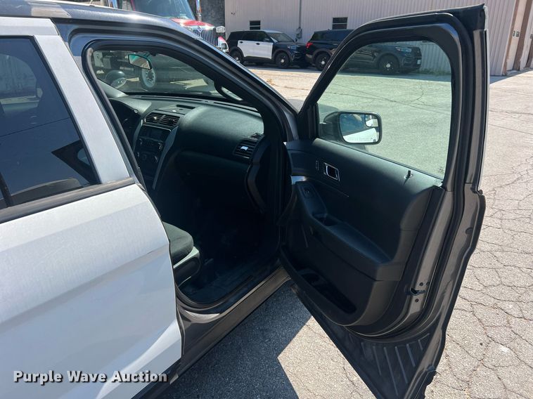 image for item NA9149 2015 Ford Explorer Police Interceptor  SUV