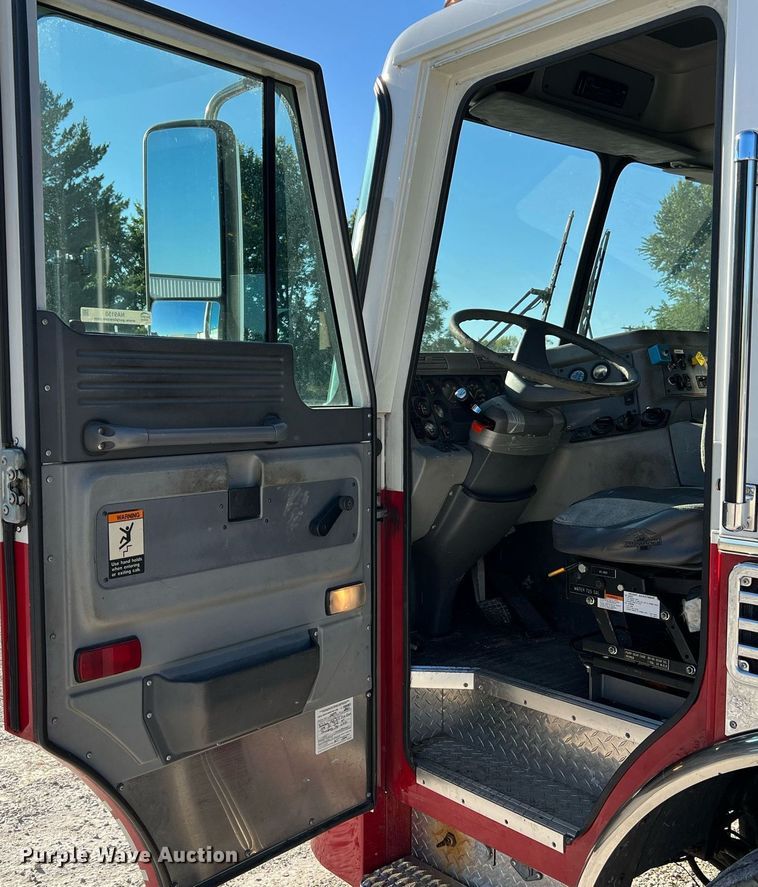 image for item NA9150 1999 American LaFrance Eagle  pumper fire truck