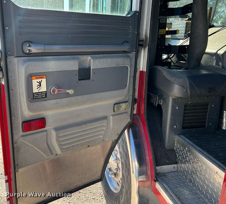 image for item NA9150 1999 American LaFrance Eagle  pumper fire truck