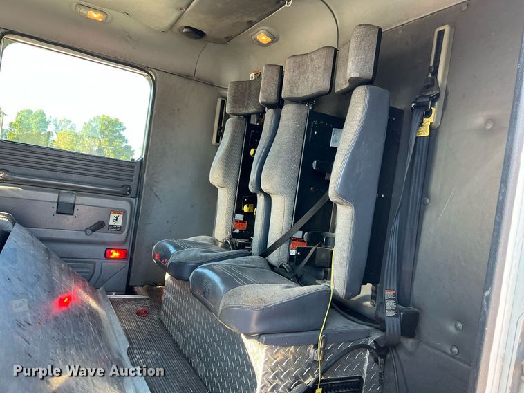 image for item NA9150 1999 American LaFrance Eagle  pumper fire truck