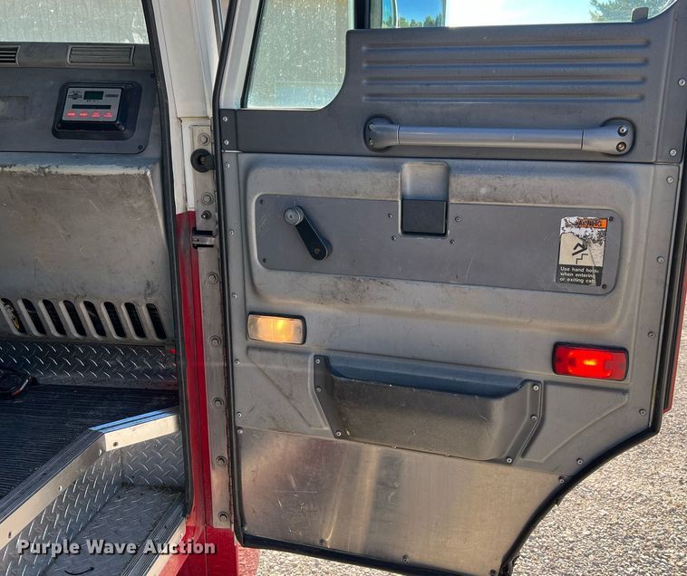 image for item NA9150 1999 American LaFrance Eagle  pumper fire truck