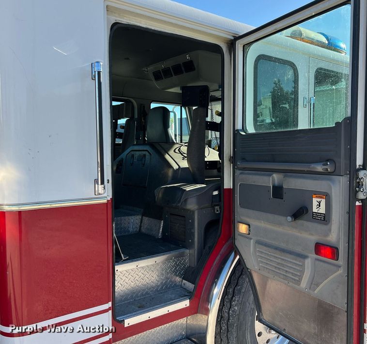 image for item NA9150 1999 American LaFrance Eagle  pumper fire truck