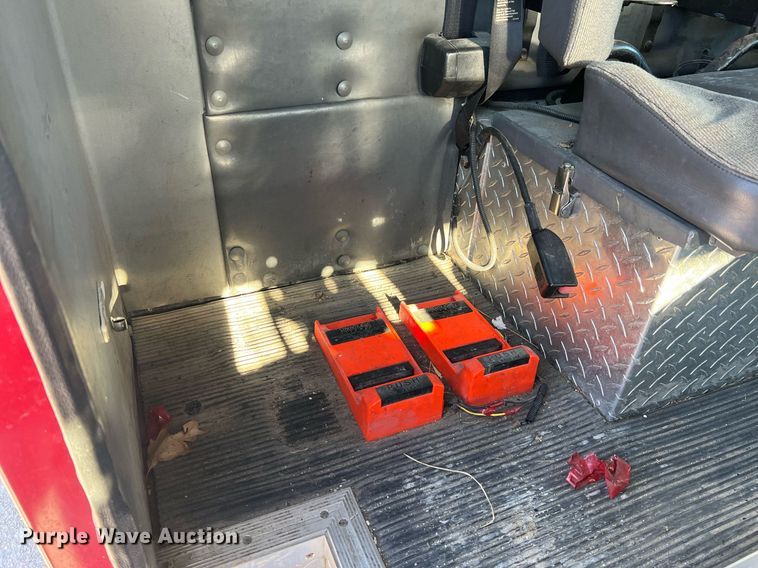 image for item NA9150 1999 American LaFrance Eagle  pumper fire truck