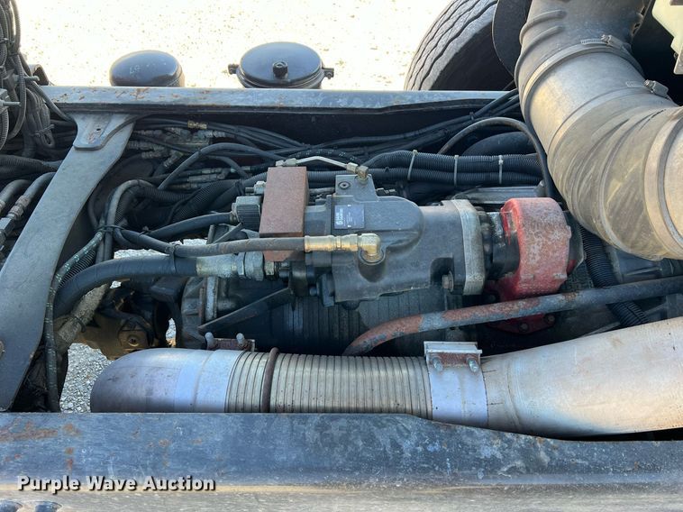 image for item NA9150 1999 American LaFrance Eagle  pumper fire truck