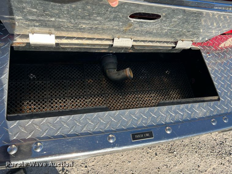 image for item NA9150 1999 American LaFrance Eagle  pumper fire truck