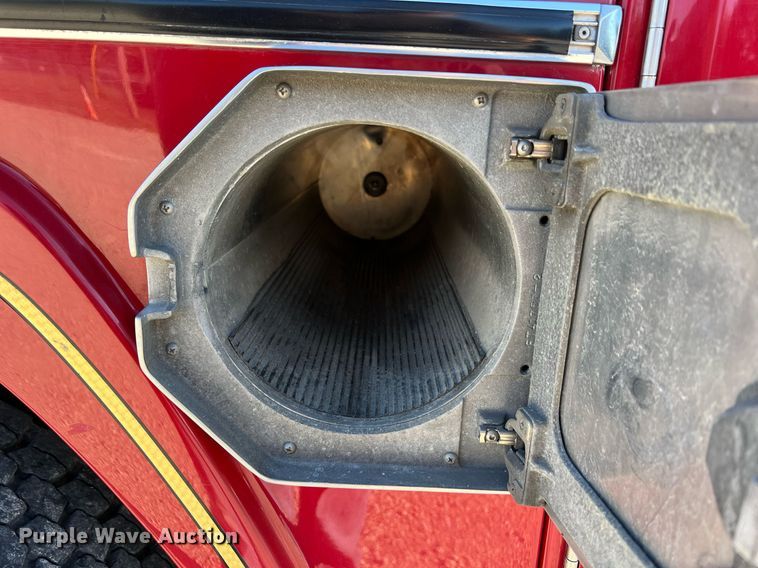 image for item NA9150 1999 American LaFrance Eagle  pumper fire truck