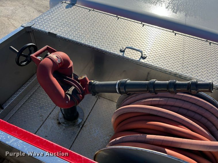 image for item NA9150 1999 American LaFrance Eagle  pumper fire truck