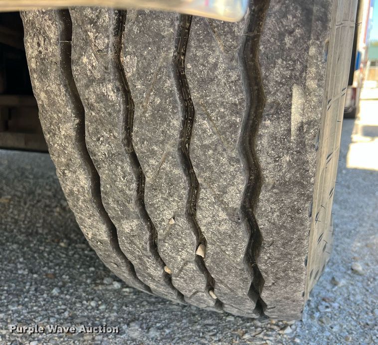 image for item NA9150 1999 American LaFrance Eagle  pumper fire truck