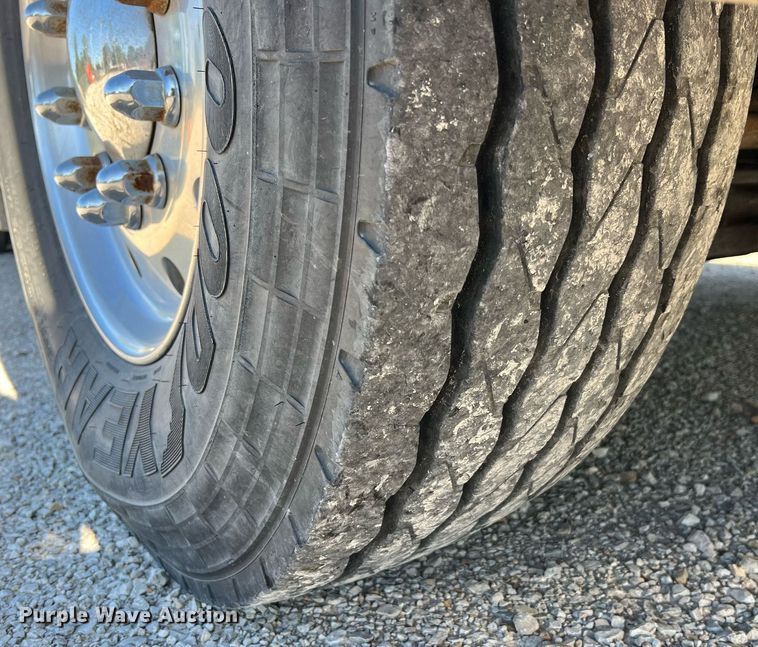 image for item NA9150 1999 American LaFrance Eagle  pumper fire truck