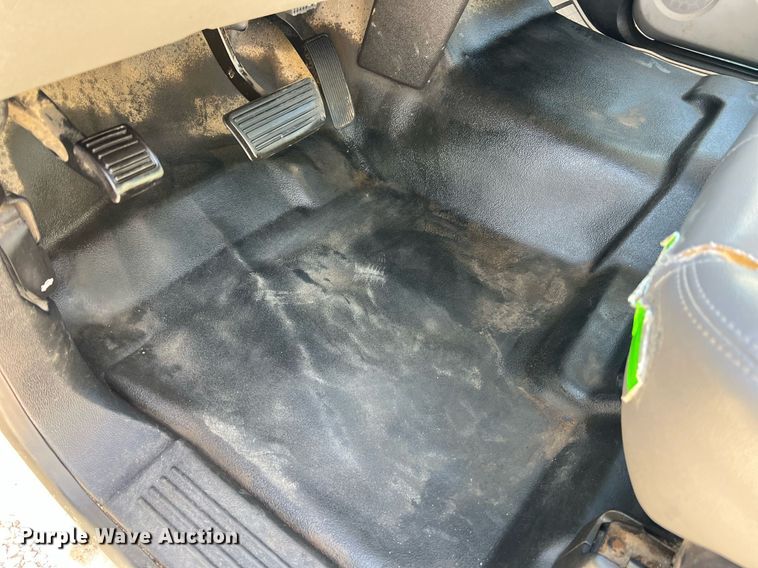 image for item NA9158 2013 Chevrolet Silverado 1500 Ext. Cab pickup truck