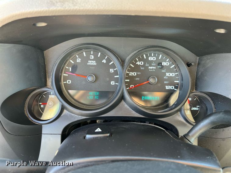 image for item NA9158 2013 Chevrolet Silverado 1500 Ext. Cab pickup truck