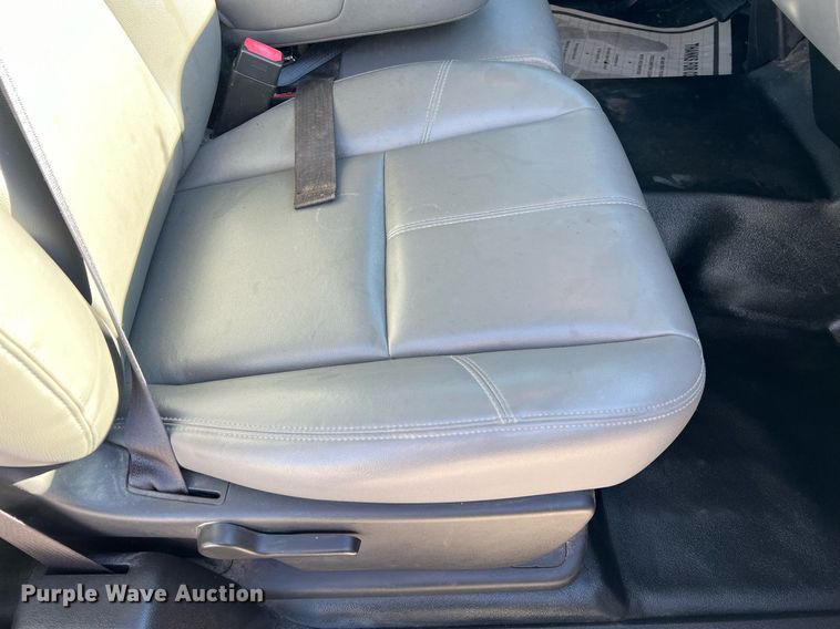 image for item NA9158 2013 Chevrolet Silverado 1500 Ext. Cab pickup truck