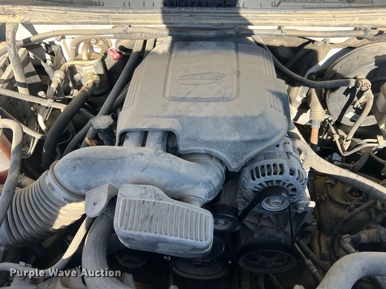 image for item NA9158 2013 Chevrolet Silverado 1500 Ext. Cab pickup truck