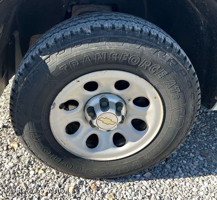 image for item NA9158 2013 Chevrolet Silverado 1500 Ext. Cab pickup truck