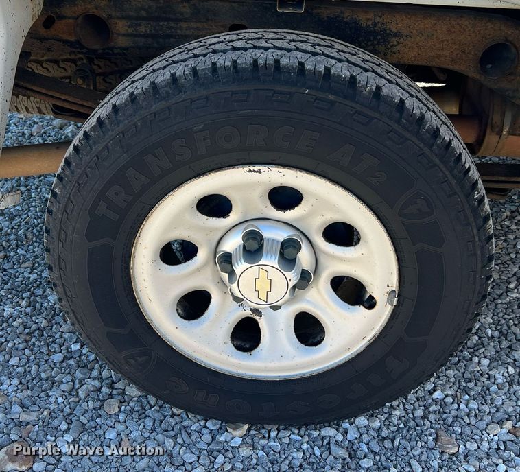 image for item NA9158 2013 Chevrolet Silverado 1500 Ext. Cab pickup truck