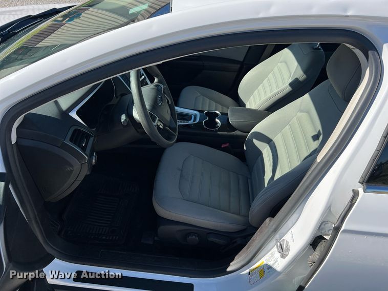 image for item NA9159 2014 Ford Fusion  Sedan