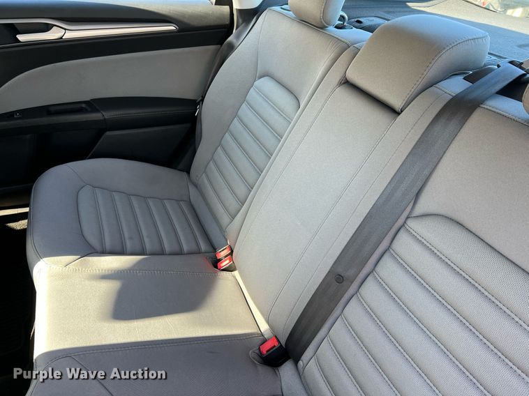 image for item NA9159 2014 Ford Fusion  Sedan