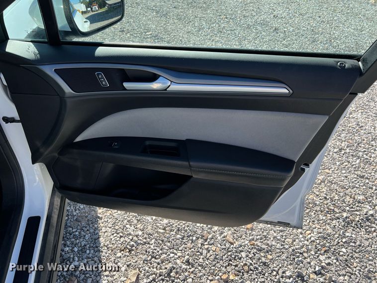 image for item NA9159 2014 Ford Fusion  Sedan