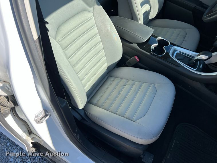 image for item NA9159 2014 Ford Fusion  Sedan