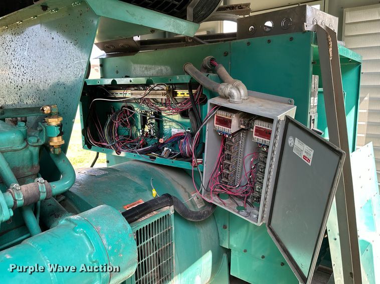 image for item NF9087 Onan 600DFGB  generator