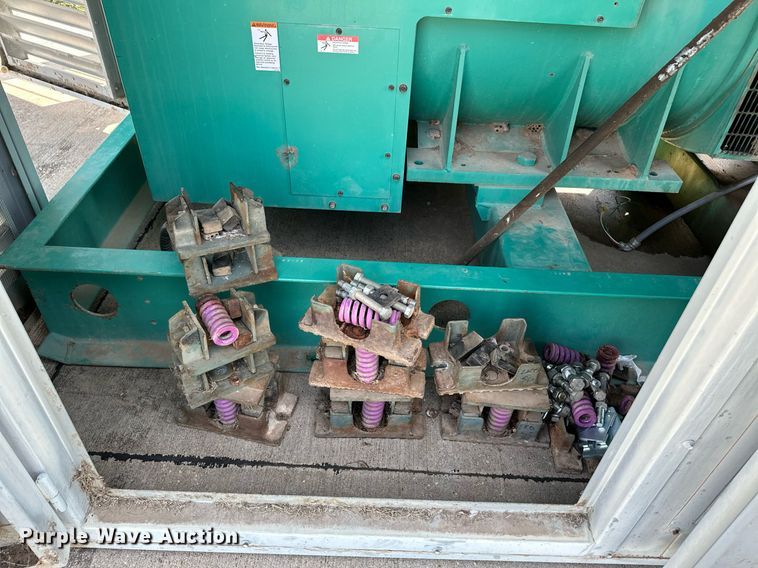 image for item NF9087 Onan 600DFGB  generator