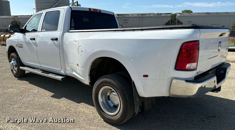 image for item NF9095 2017 Dodge Ram 3500  Crew Cab pickup truck