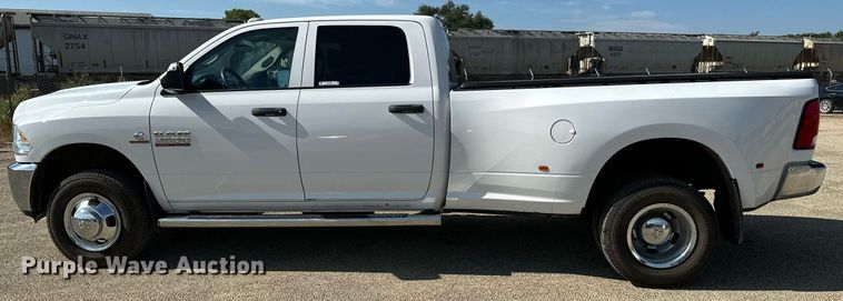 image for item NF9095 2017 Dodge Ram 3500  Crew Cab pickup truck