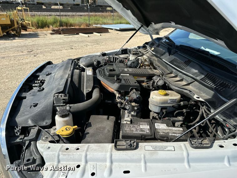 image for item NF9095 2017 Dodge Ram 3500  Crew Cab pickup truck