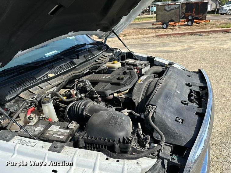 image for item NF9095 2017 Dodge Ram 3500  Crew Cab pickup truck