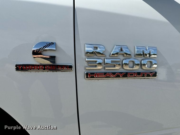 image for item NF9095 2017 Dodge Ram 3500  Crew Cab pickup truck