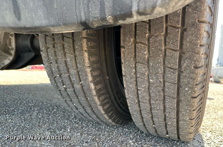 image for item NF9095 2017 Dodge Ram 3500  Crew Cab pickup truck