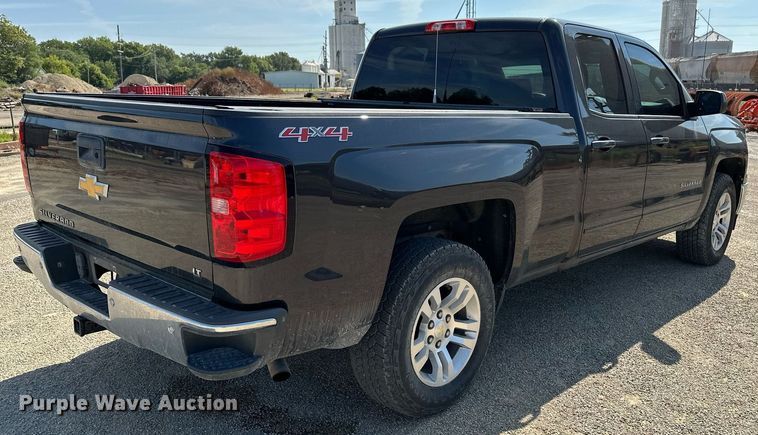 image for item NF9096 2015 Chevrolet Silverado 1500  Double Cab pickup truck