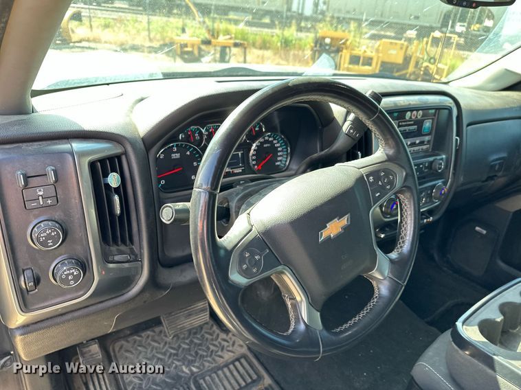 image for item NF9096 2015 Chevrolet Silverado 1500  Double Cab pickup truck