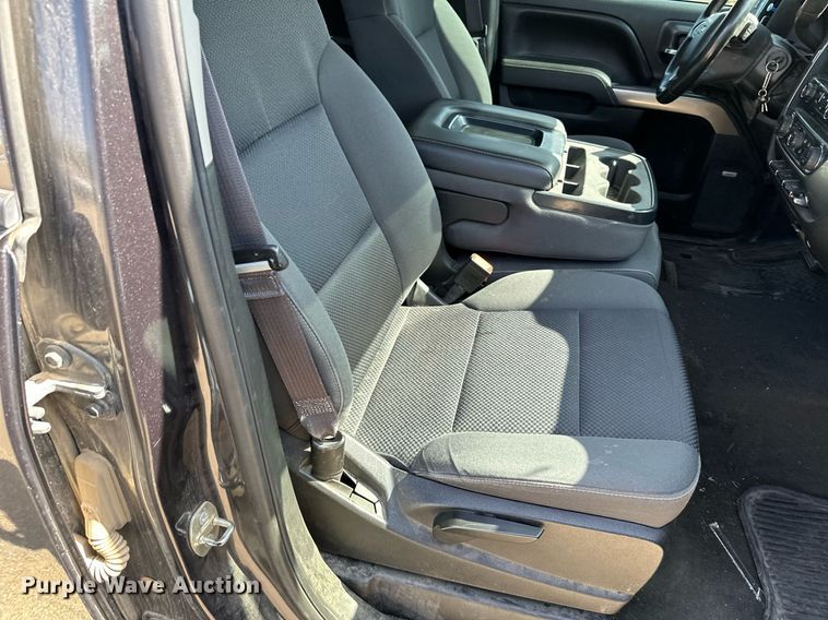 image for item NF9096 2015 Chevrolet Silverado 1500  Double Cab pickup truck