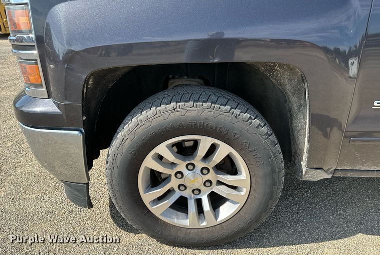 image for item NF9096 2015 Chevrolet Silverado 1500  Double Cab pickup truck