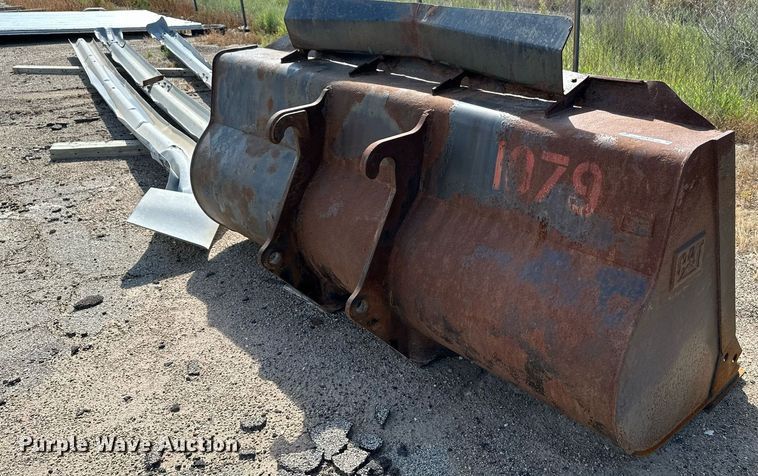 image for item NF9099 Caterpillar  wheel loader bucket