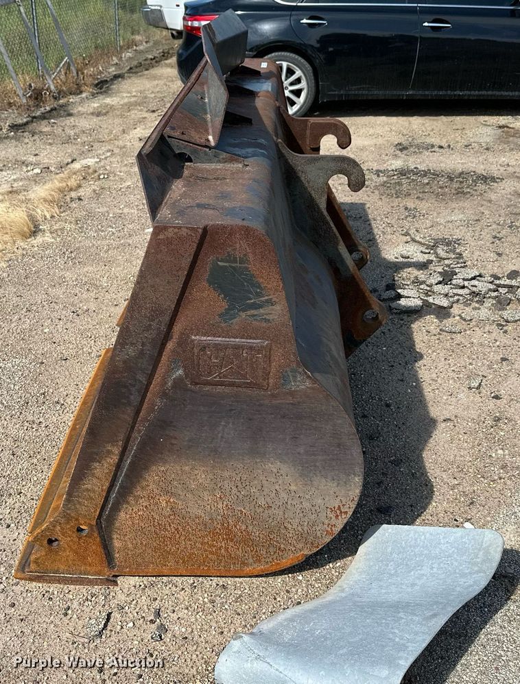 image for item NF9099 Caterpillar  wheel loader bucket