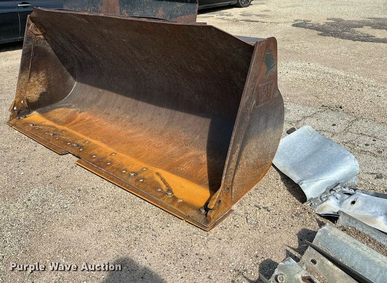 image for item NF9099 Caterpillar  wheel loader bucket