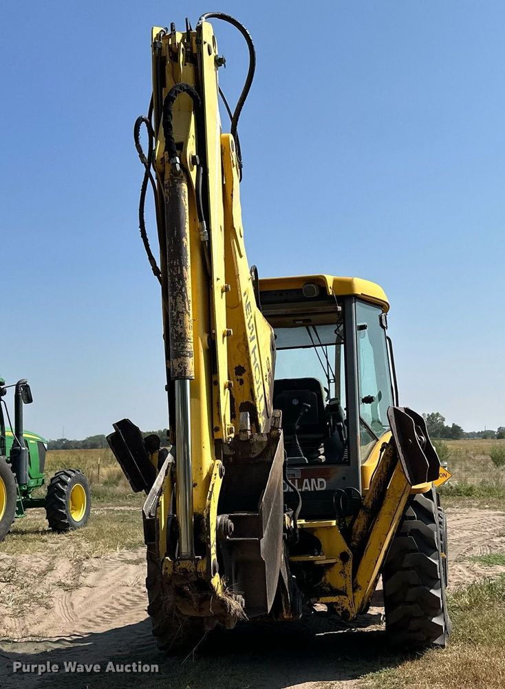 image for item NF9142 2001 New Holland LB90  backhoe