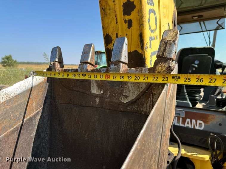 image for item NF9142 2001 New Holland LB90  backhoe