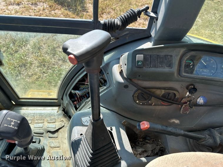 image for item NF9142 2001 New Holland LB90  backhoe