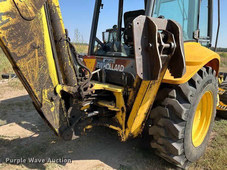 image for item NF9142 2001 New Holland LB90  backhoe