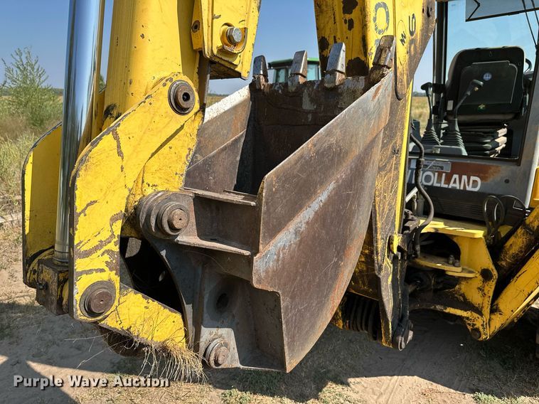 image for item NF9142 2001 New Holland LB90  backhoe