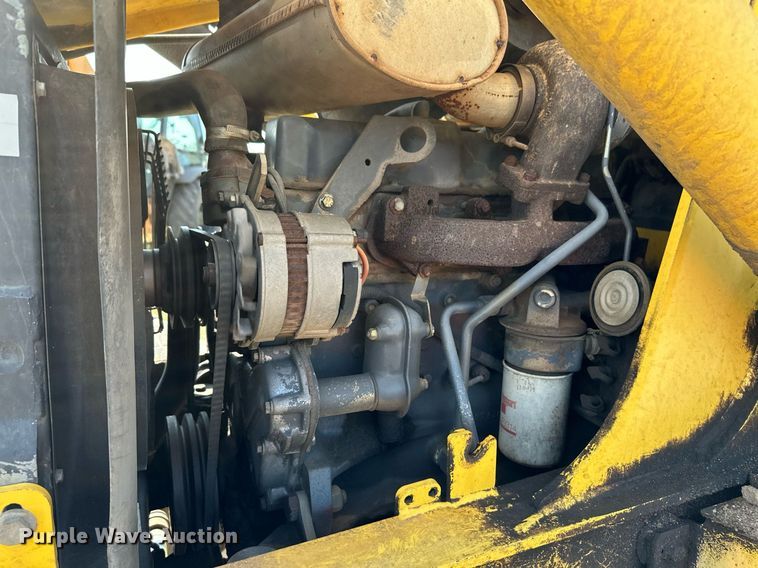 image for item NF9142 2001 New Holland LB90  backhoe