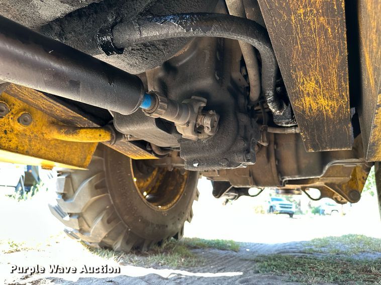 image for item NF9142 2001 New Holland LB90  backhoe